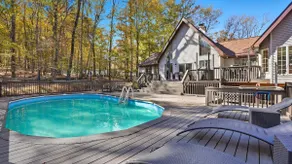 Chalet- 4BR(7beds)/Bar/Hottub/Fireplace/Pool - Image 5
