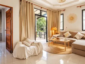 Casa Eden - Double King Bed - Peaceful Garden Retreat - 4K SmartTV - Image 4