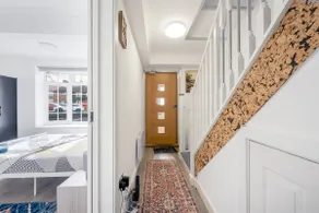 5-bedroom House in Morden, London (Zone 4) - Image 5