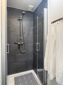 City apartment timeless - newly renovated - Image 4