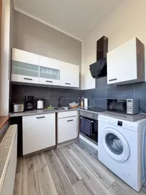 City apartment timeless - newly renovated - Image 2