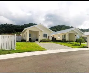 Home Away From Home- 2 bedrooms. - Image 2