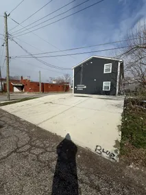 Beautiful NEW 2 Bedroom with FREE Laundry - Image 3