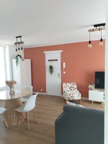 Charming cozy and comfortable apartment - Image 2