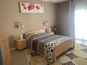 In the heart of the village, spacious and air-conditioned two-room apartment - Image 3