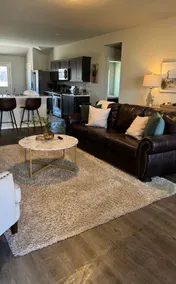 Suburban Retreat with Cozy Comforts - Image 4