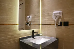 luxury studio heart of Riyadh 11(self check in) - Image 4