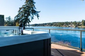 Luxury Beach House| Sleep 12| Game Rm| AC| Hot Tub - Image 2