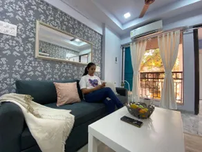 *Bandra Nest* New Building* Walk to Sea* Parking* - Image 4