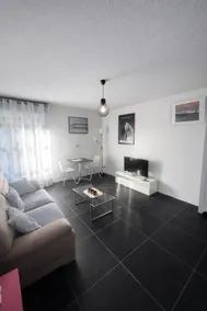 2 Rooms 53 m², Private Numbered Parking in Residence - Image 4