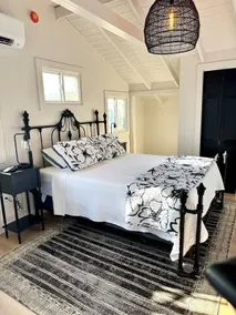 Cozy beach getaway - Image 2