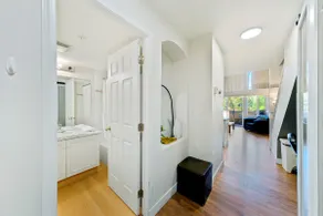 Trendy Loft - 317 - Image 2