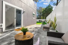 New Home | Luxury Yard | Close to the beach - Image 3