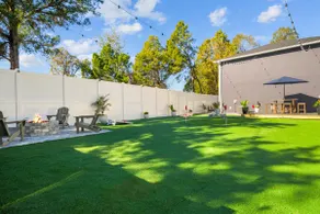 New Home | Luxury Yard | Close to the beach - Image 5