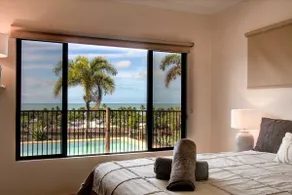 Le Reve Wake up to sunrises and tropical breezes - Image 5