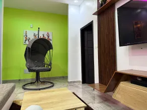 Spacious, cozy 4 bedroom apartment, terrace with city view - Image 4