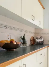 Large Comfy Home - Best Street in Central Albury - Image 3