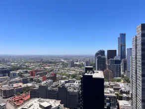 Spacious 70sqm CBD Apt · Skyline Views + Parking - Image 4