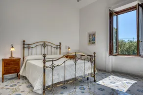 Lumina Two Suites in Historic Villa near Pompeii - Image 2