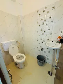 Bhawani kunj apt - Image 5