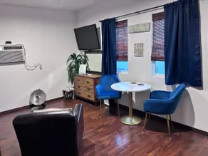 Chic Studio in Quaint Burbank - Image 4
