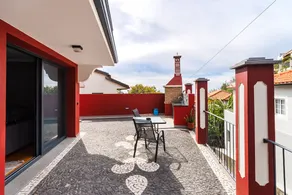 GuestReady - Tyler house in Funchal - Image 2