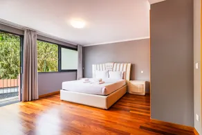 GuestReady - Tyler house in Funchal - Image 4