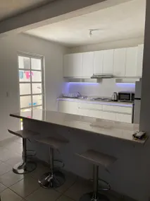 house with air conditioning - Image 4