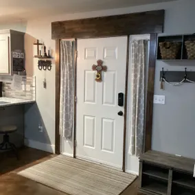 Cabin in the woods - Image 5