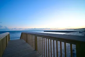Westshore Luxury - Image 4