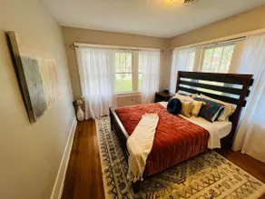 2 bedroom West End Charmer - Image 5