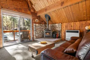 DreamLand | Near Lake+Fire Pit+Fenced Yard - Image 5