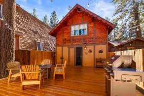 DreamLand | Near Lake+Fire Pit+Fenced Yard - Image 3