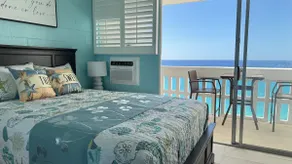 Beachfront Condo, Makaha shore  - Image 3
