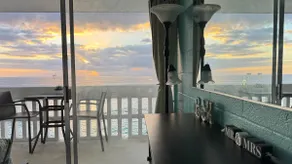 Beachfront Condo, Makaha shore  - Image 4