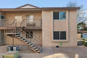 Central East Valley | Community Pool | Specials! - Image 4