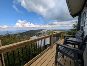 Classic | Ski-in/Out | HotTub Fire Views | Pets - Image 2