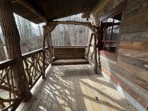 Mountain Hideaway Cabin. Now With New Lower Rates! - Image 4