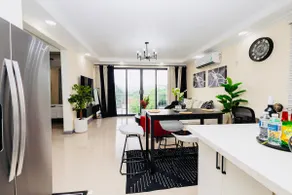 Kelly’s Luxury Suite - Where Comfort Meets Style. - Image 5