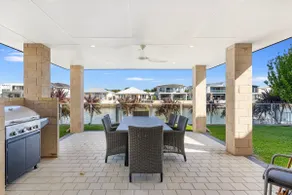 Windward Marina Retreat - Image 5