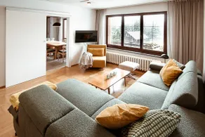 Spacious Holiday Home for Families & Friends - Image 4