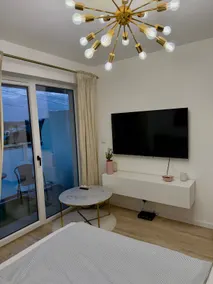 Royal Smart Apartments Cracow - Image 3