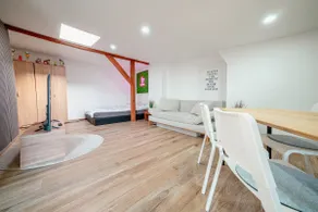 Old building to feel comfortable - Image 3