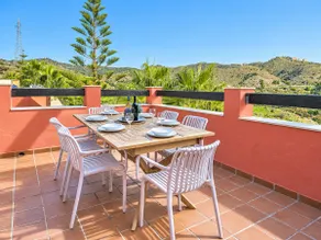 Seaview Penthouse Reserva de Marbella - Image 2
