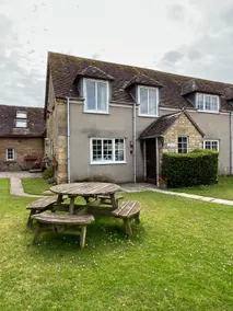 Corner House - Image 2