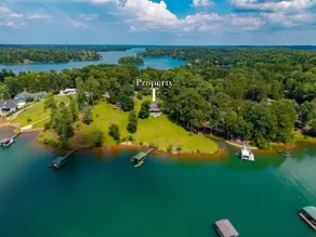 Johnsons Cove - Lakefront Retreat With EV Charger - Image 3