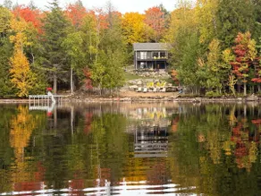 Algonquin Paradise, Lakefront, Sauna & Hot Tub - Image 2