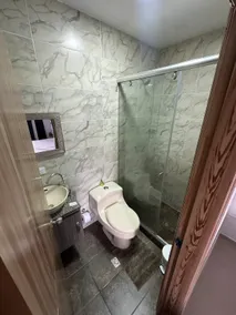 Modern apartment, in a very safe area, with restaurants - Image 3