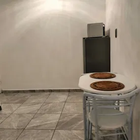 Modern and functional mini apartment. - Image 2