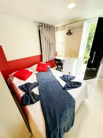Inn on Rua do Porto, downtown. Room with a . - Image 3